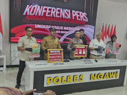 Laporan Masyarakat Melalui Call Center 110, Polres Ngawi Amankan  Sabu 223,842 gram