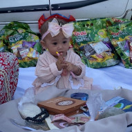 Harapan Menjadi Anak Sholeha, Ketum KWI Berharap Cucunya Memilih Kitab Suci Al-Qur'an Dalam Prosesi Acara Toron Tanah