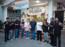 Kunjungan Mantan Deputi Hukum BNN RI ke Rumah Rehabilitasi LRPPN-BI Surabaya