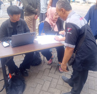 Perumda Air Minum Surya Sembada Surabaya Bagikan Daging Qurban dan Undang Rekan Media