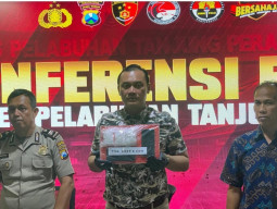 Satresnarkoba Polres Pelabuhan Tanjung Perak Ungkap Peredaran 292,93 Gram Sabu, Dua Tersangka Diamankan