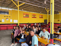 Keluarga Besar Desa Nusa, Kabupaten TTS, Gelar Ngopi Bareng Bersama Insan Media di Warkop STK