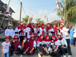 Jalan Sehat HUT RI ke-81 di Desa Randegan Mojokerto, Antusiasme Masyarakat Sangat Tinggi
