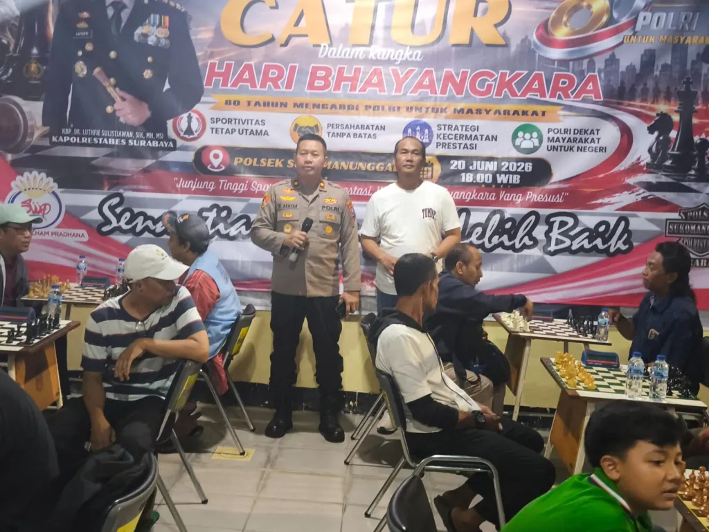Kapolsek Sukomanunggal Gelar Turnamen Catur Sambut HUT Bhayangkara ke-80, Pererat Silaturahmi Polisi dan Masyarakat
