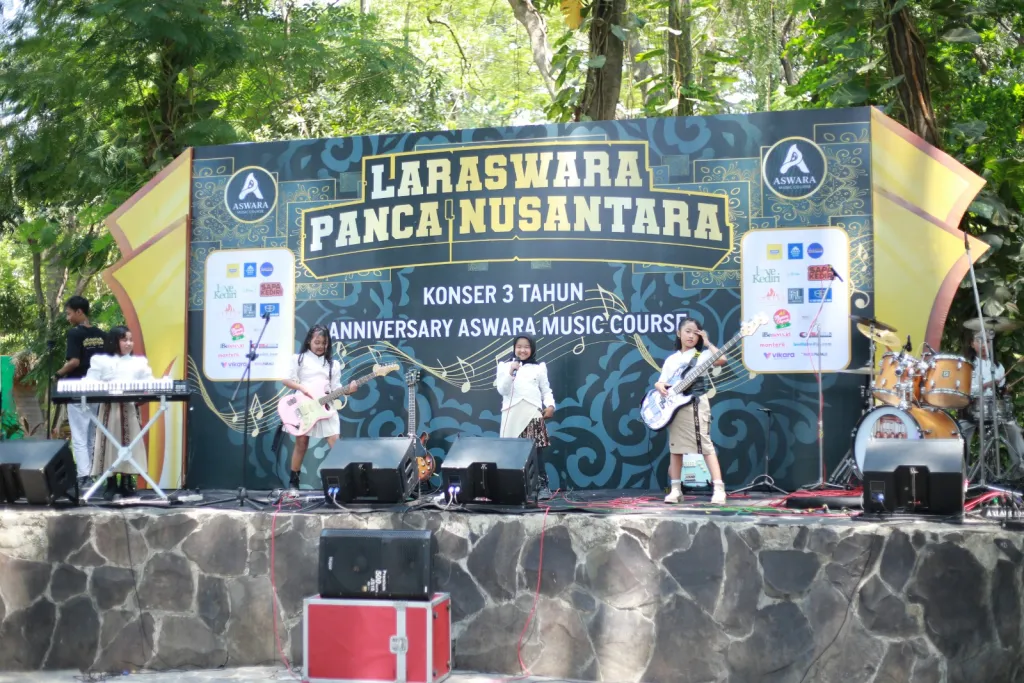 Tiga Tahun Aswara Music Course, Laraswara Panca Nusantara Meriahkan Kota Kediri