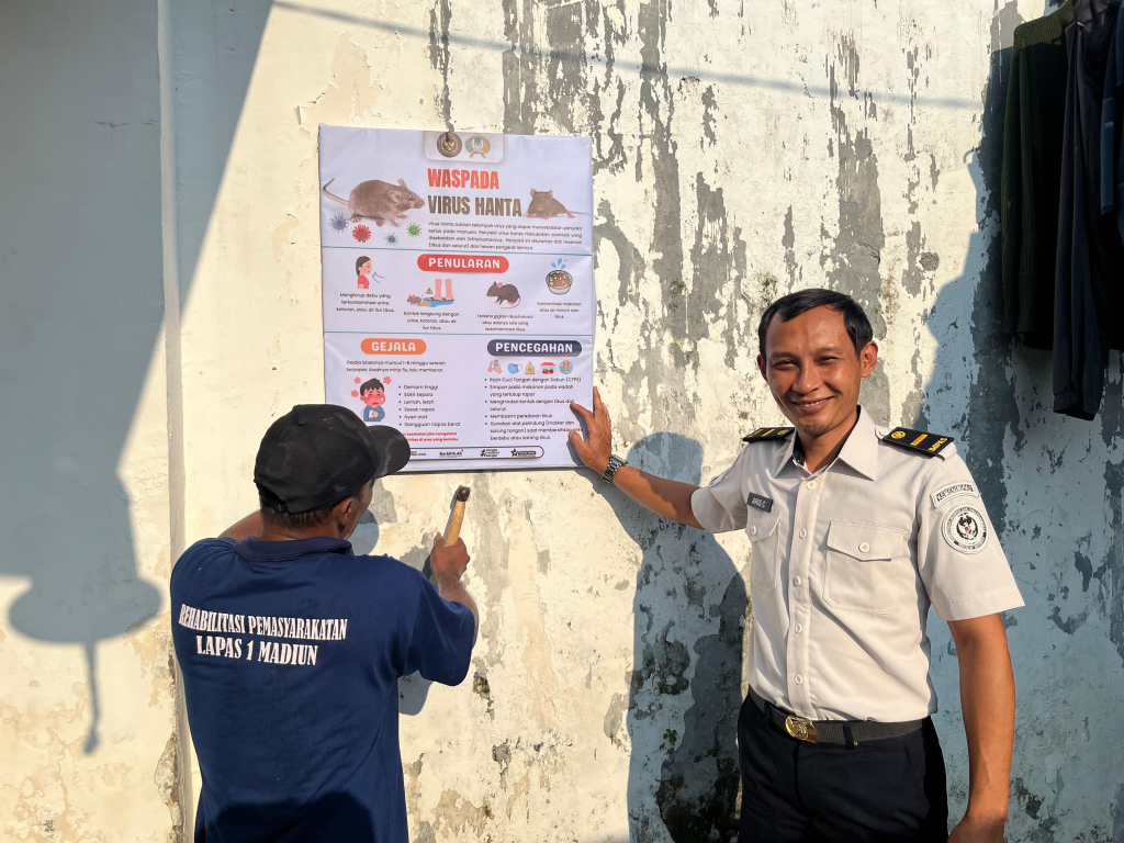Antisipasi Penyebaran Hantavirus, Lapas Kelas I Madiun Lakukan Langkah Preventif Pencegahan Hantavirus Melalui Pemasanga