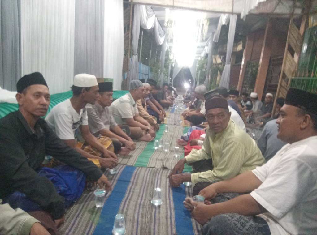 Tasyakuran Walimatul Ursy Putri Abah Nur Digelar Penuh Khidmat di Simo Pronajaya Surabaya