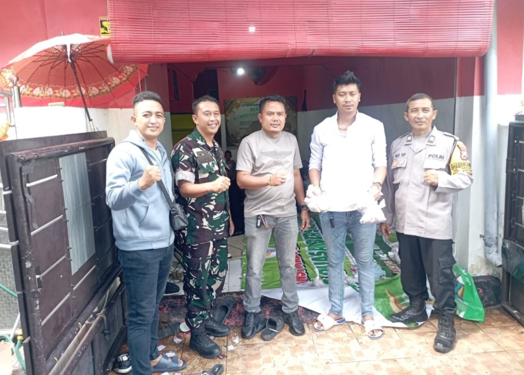 Semangat Berbagi, DPP Aliansi Madura Indonesia Sembelih 1 Sapi dan 5 Kambing untuk Warga Sekitar