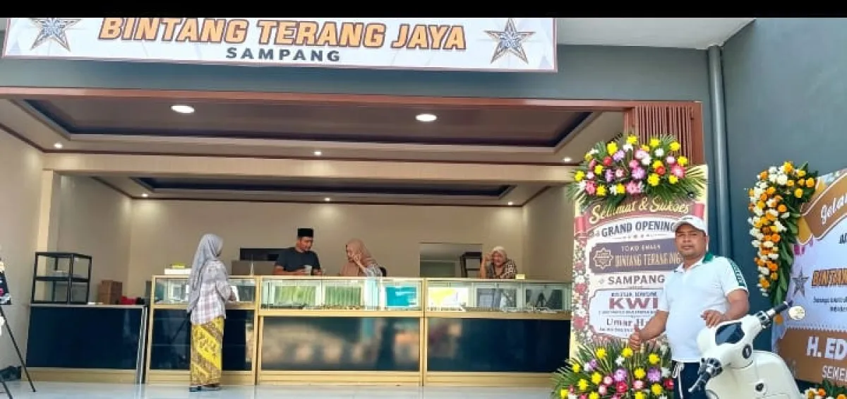 Grand Opening Toko Emas Bintang Terang Jaya Sampang Semarak, Ketum KWI Sampaikan Apresiasi dan Ucapan Selamat