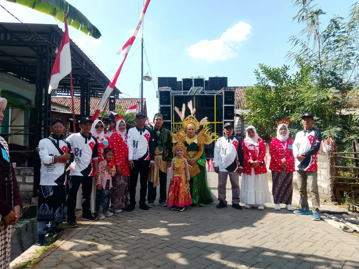 Semarak HUT ke-81 RI, Warga Dusun Genengan Gresik Gelar Karnaval Budaya, Libatkan Seluruh Generasi