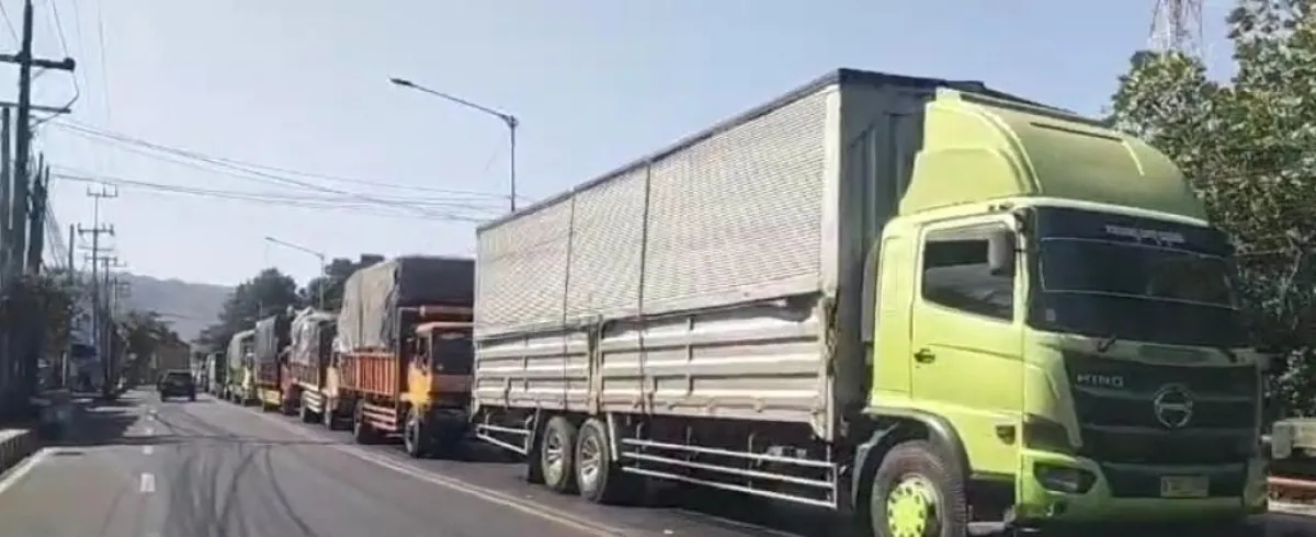 Kepadatan Jalur Logistik Ketapang Kembali Terpantau, Mbah Semar Dorong Evaluasi Sistem Antrean