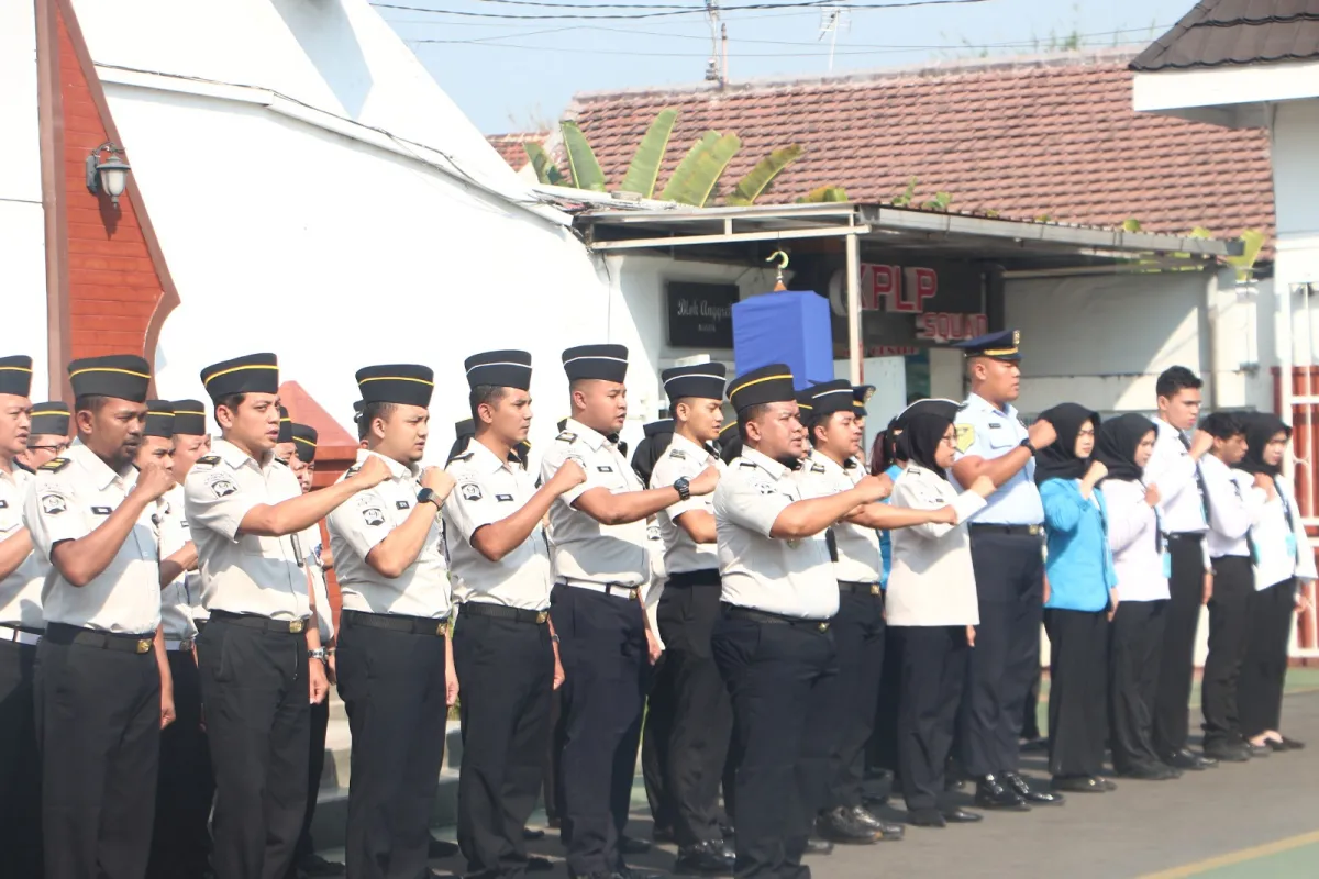 Apel Pagi Lapas Kelas I Madiun Jadi Momentum Perkuat Disiplin, Integritas, dan Kesiapan Pegawai